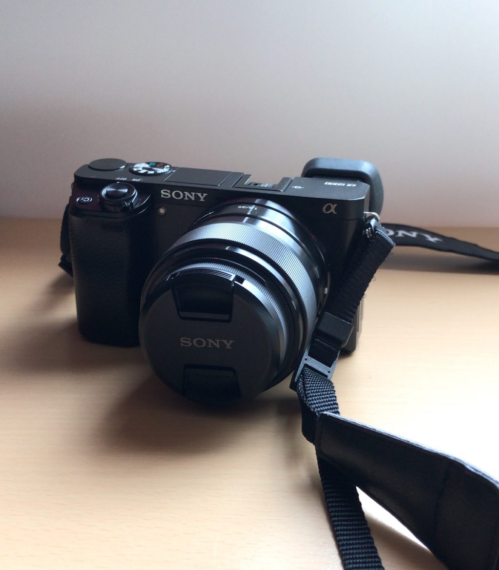 カメラ レンズ(単焦点) 今更ですけどソニーのEマウント単焦点レンズSEL35F18買いました。 | こ 